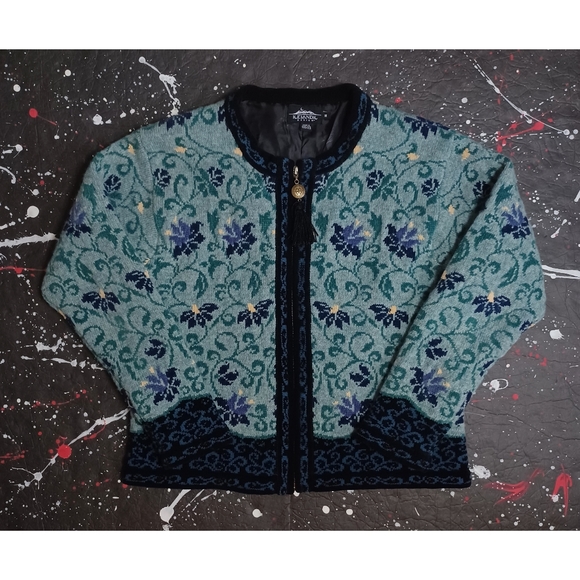 Vintage Sweaters - Icelandic Design vintage Y2K spring flowers zippered Fair Isle cardigan sweater